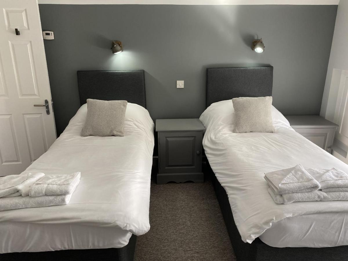 The Roade House Hotel Room photo